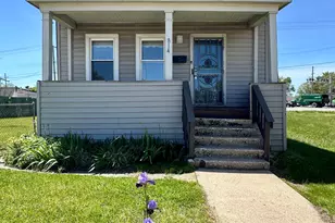 814 Summer St, Hammond, IN 46320 - Photo 1