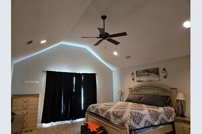 9835 Meadow Rose Lane, Saint John, IN 46373 - Photo 32