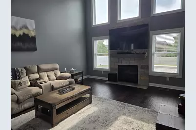 9835 Meadow Rose Lane, Saint John, IN 46373 - Photo 12