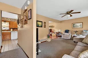 340 Independence Dr, Valparaiso, IN 46383 - Photo 4