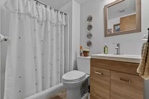 340 Independence Dr, Valparaiso, IN 46383 - Photo 22