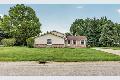 340 Independence Drive, Valparaiso, IN 46383 - Photo 2
