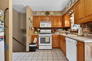 340 Independence Dr, Valparaiso, IN 46383 - Photo 10
