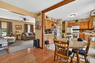 340 Independence Dr, Valparaiso, IN 46383 - Photo 8