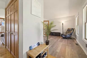 1401 W 95th Pl, Crown Point, IN 46307 - Photo 4