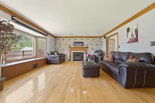 1401 W 95th Pl, Crown Point, IN 46307 - Photo 14