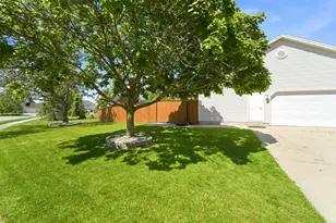 1401 W 95th Pl, Crown Point, IN 46307 - Photo 42