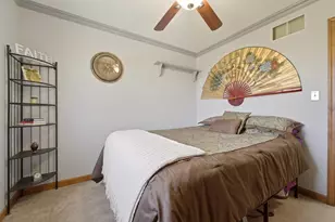 1401 W 95th Pl, Crown Point, IN 46307 - Photo 30