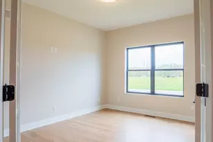 3636 Towle St, Dyer, IN 46311 - Photo 4