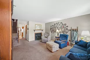 934 Jordan Cir, Schererville, IN 46375 - Photo 6