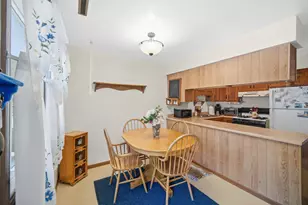 934 Jordan Cir, Schererville, IN 46375 - Photo 4