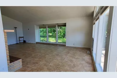 2614 Maple Street, Michigan City, IN 46360 - Photo 10