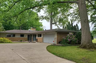 2614 Maple St, Michigan City, IN 46360 - Photo 1