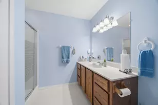 220 Holly Ln, Schererville, IN 46375 - Photo 12