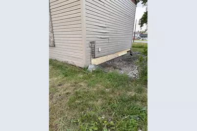 703 W 9th Street, Michigan City, IN 46360 - Photo 6