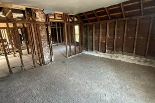 703 W 9th St, Michigan City, IN 46360 - Photo 8