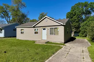 1142 Gibson Pl, Gary, IN 46403 - Photo 2