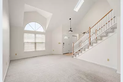 187 Fieldstone Drive, Chesterton, IN 46304 - Photo 4