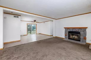 106 W Allen St, Kentland, IN 47951 - Photo 6