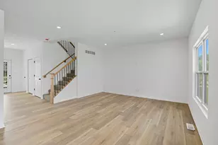 3840 Golden Grain St, Portage, IN 46368 - Photo 4
