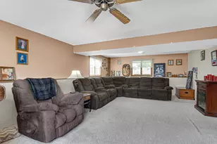 508 James Wittchen Dr, Schererville, IN 46375 - Photo 18