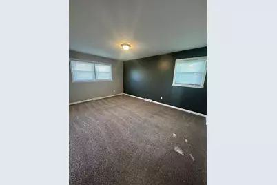 276 W 68th Place, Merrillville, IN 46410 - Photo 8