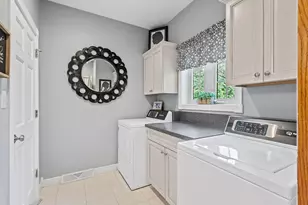 11563 Lilac St, Demotte, IN 46310 - Photo 32