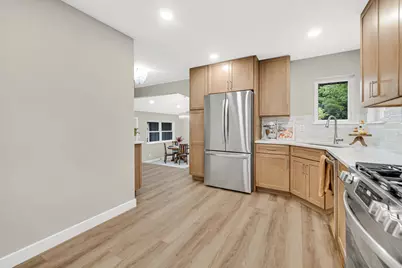 9446 Hilltop Drive, Saint John, IN 46373 - Photo 10