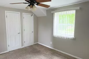 229 Broadmoor Ave, Munster, IN 46321 - Photo 12