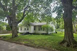 206 E 16th St, La Porte, IN 46350 - Photo 1