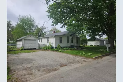 206 E 16th Street, La Porte, IN 46350 - Photo 2