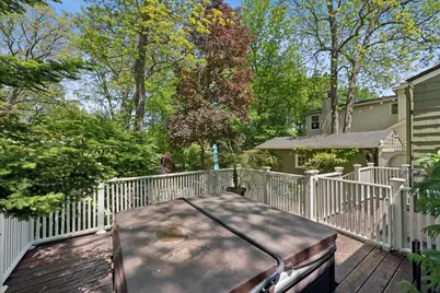 558 Woodlawn Drive, Valparaiso, IN 46385 - Photo 28