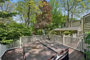 558 Woodlawn Dr, Valparaiso, IN 46385 - Photo 28
