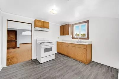 650 119th Street #2, Whiting, IN 46394 - Photo 4