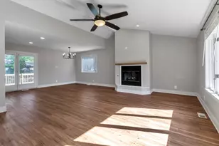 3077 Cordele St, Portage, IN 46368 - Photo 6
