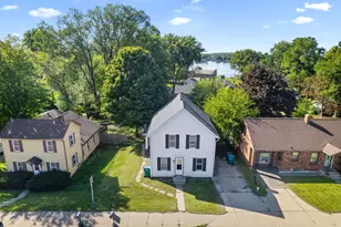 608 Pine Lake Ave, La Porte, IN 46350 - Photo 4