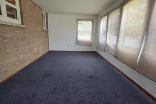 8606 Calumet Ave, Munster, IN 46321 - Photo 12