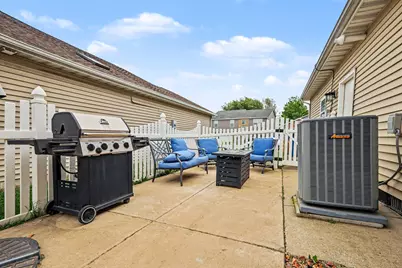 332 Carey Lane, Chesterton, IN 46304 - Photo 14