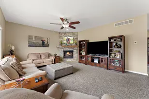 301 E 125th Ave, Crown Point, IN 46307 - Photo 6