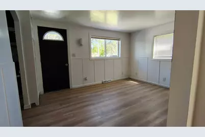 306 N Lincoln Street, Hebron, IN 46341 - Photo 6