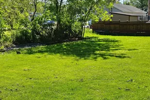 306 N Lincoln St, Hebron, IN 46341 - Photo 14