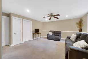 51 Lakeview Dr, Valparaiso, IN 46383 - Photo 20