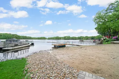 51 Lakeview Drive, Valparaiso, IN 46383 - Photo 2