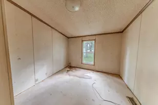 10848 Edgewood Dr, Demotte, IN 46310 - Photo 14