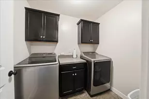 380 E Augustine Dr, Valparaiso, IN 46383 - Photo 38