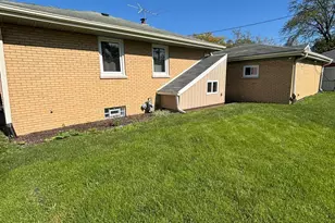 8108 Madison Ave, Munster, IN 46321 - Photo 6