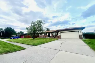 3249 May St, Portage, IN 46368 - Photo 4