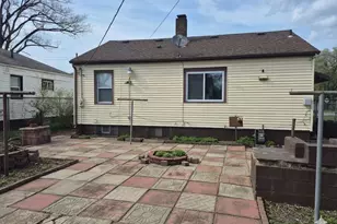 3809 W 11th Ave, Gary, IN 46404 - Photo 12