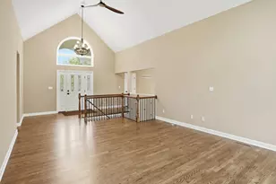 502 W 100 N, Valparaiso, IN 46385 - Photo 6