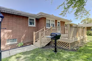 7970 Northcote Ave, Hammond, IN 46324 - Photo 24